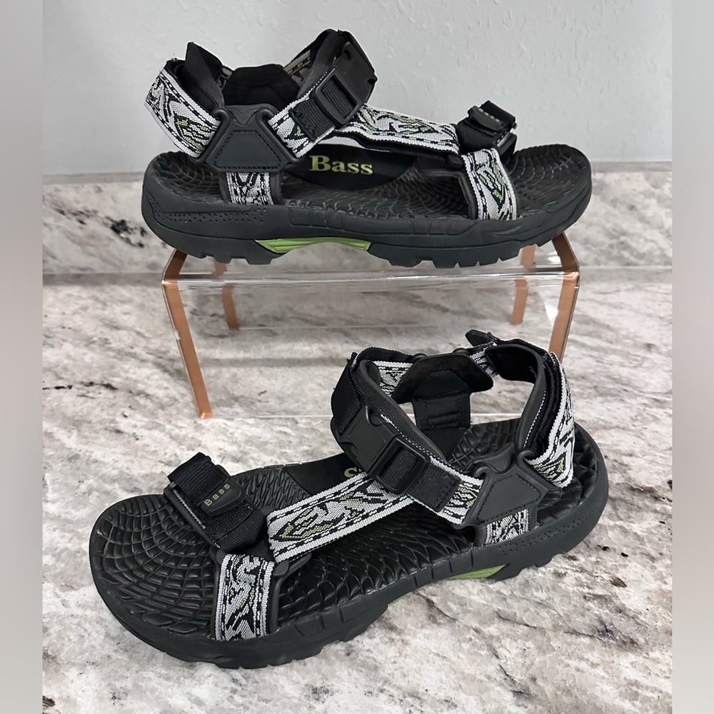 Bass H2O waterproof walking sandal Sz 13M